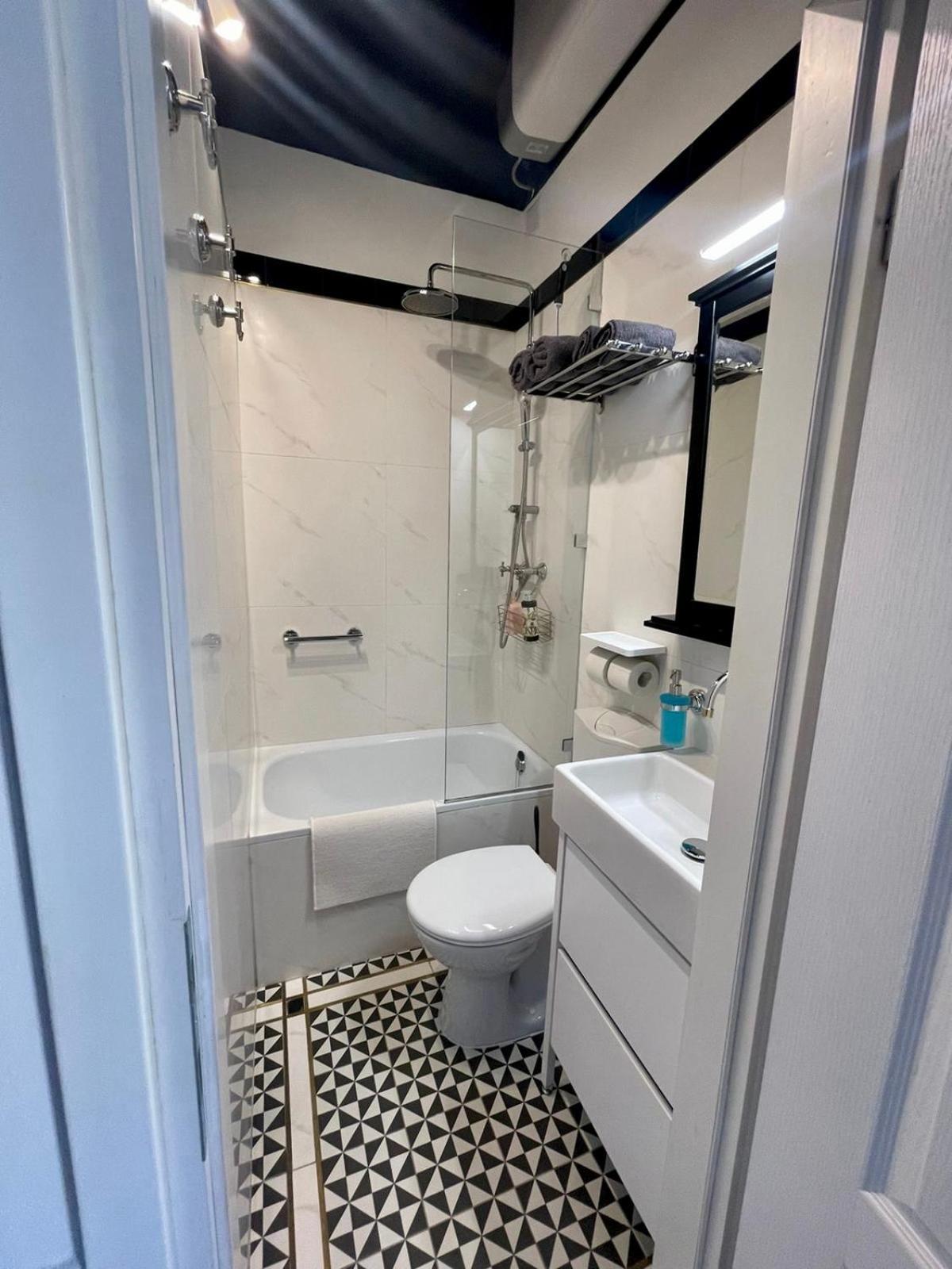 Studio Apartment Lubynski In Center Of Zagreb Exterior foto